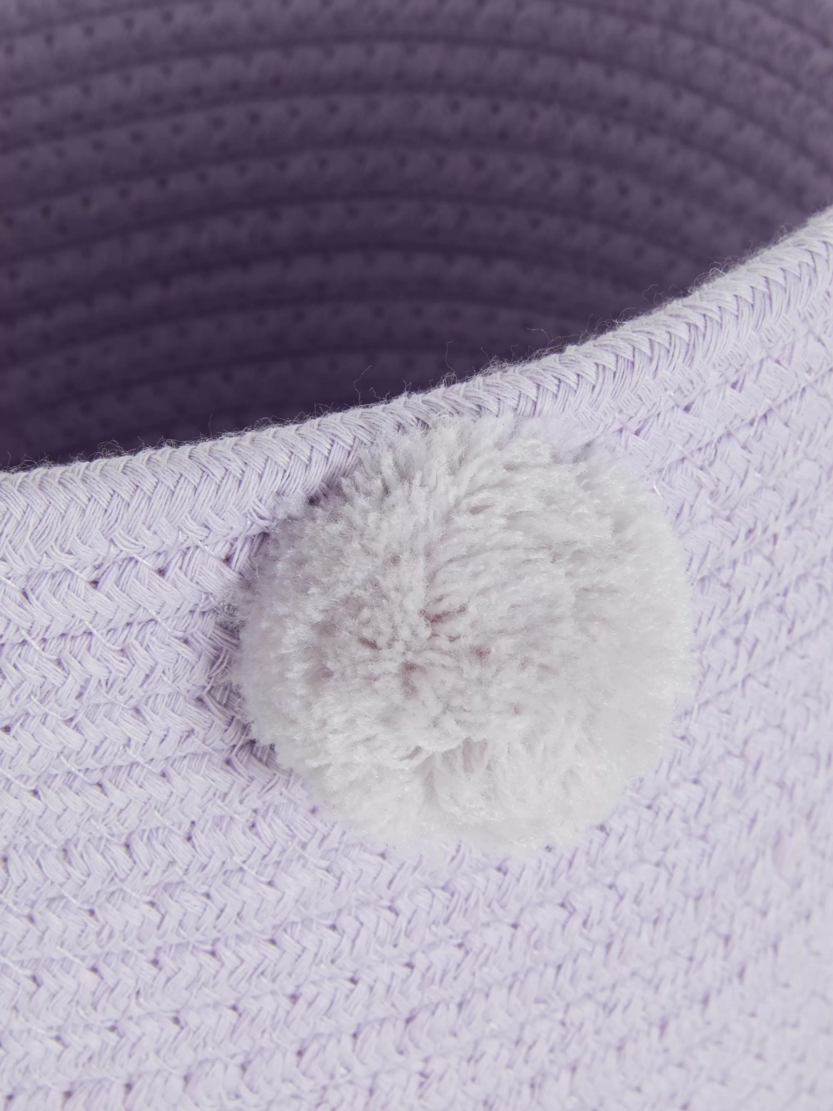 Primark Cesto Entrançado Detalhe Pompom