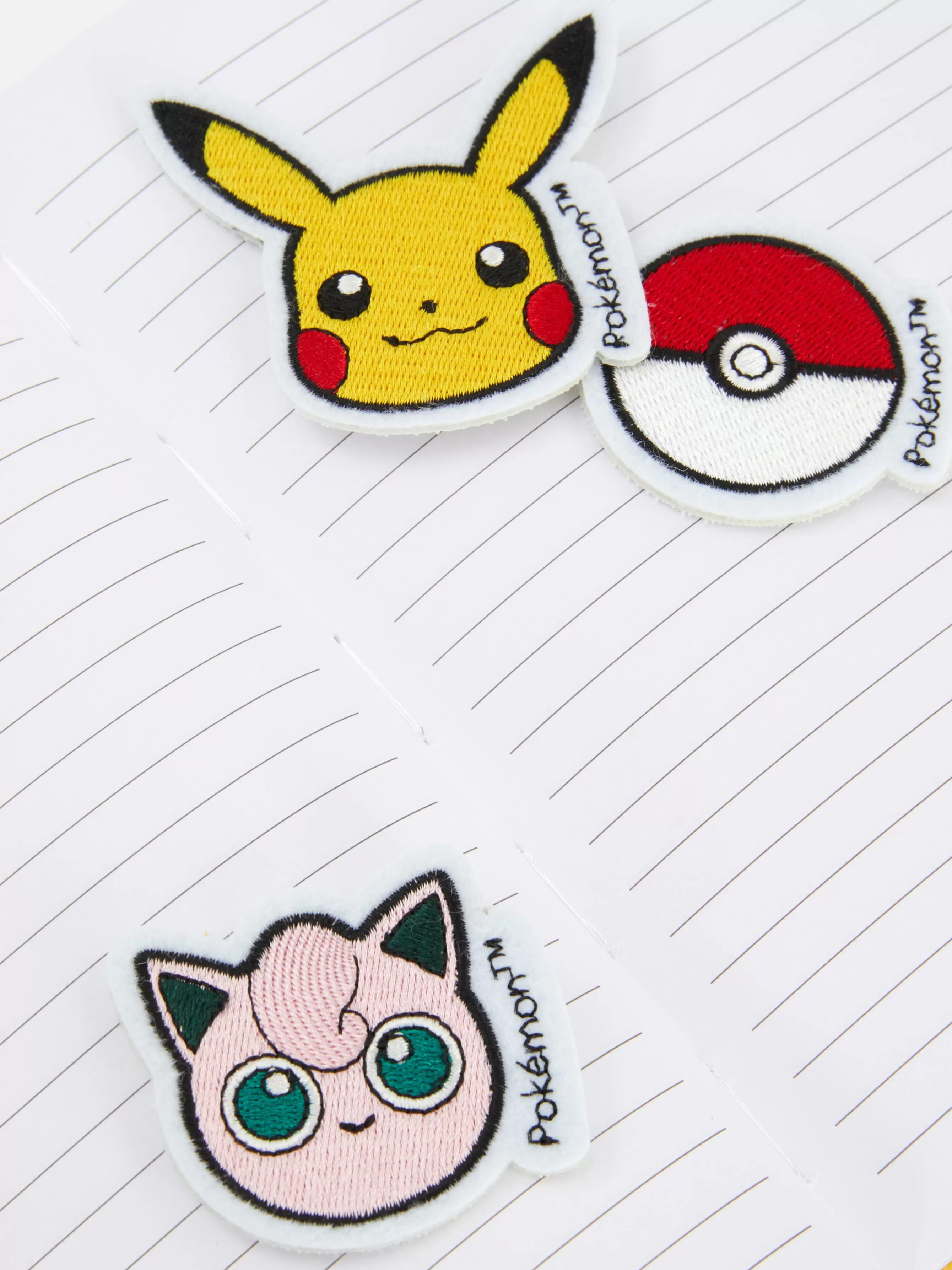 Primark Conjunto Emblema Pokémon