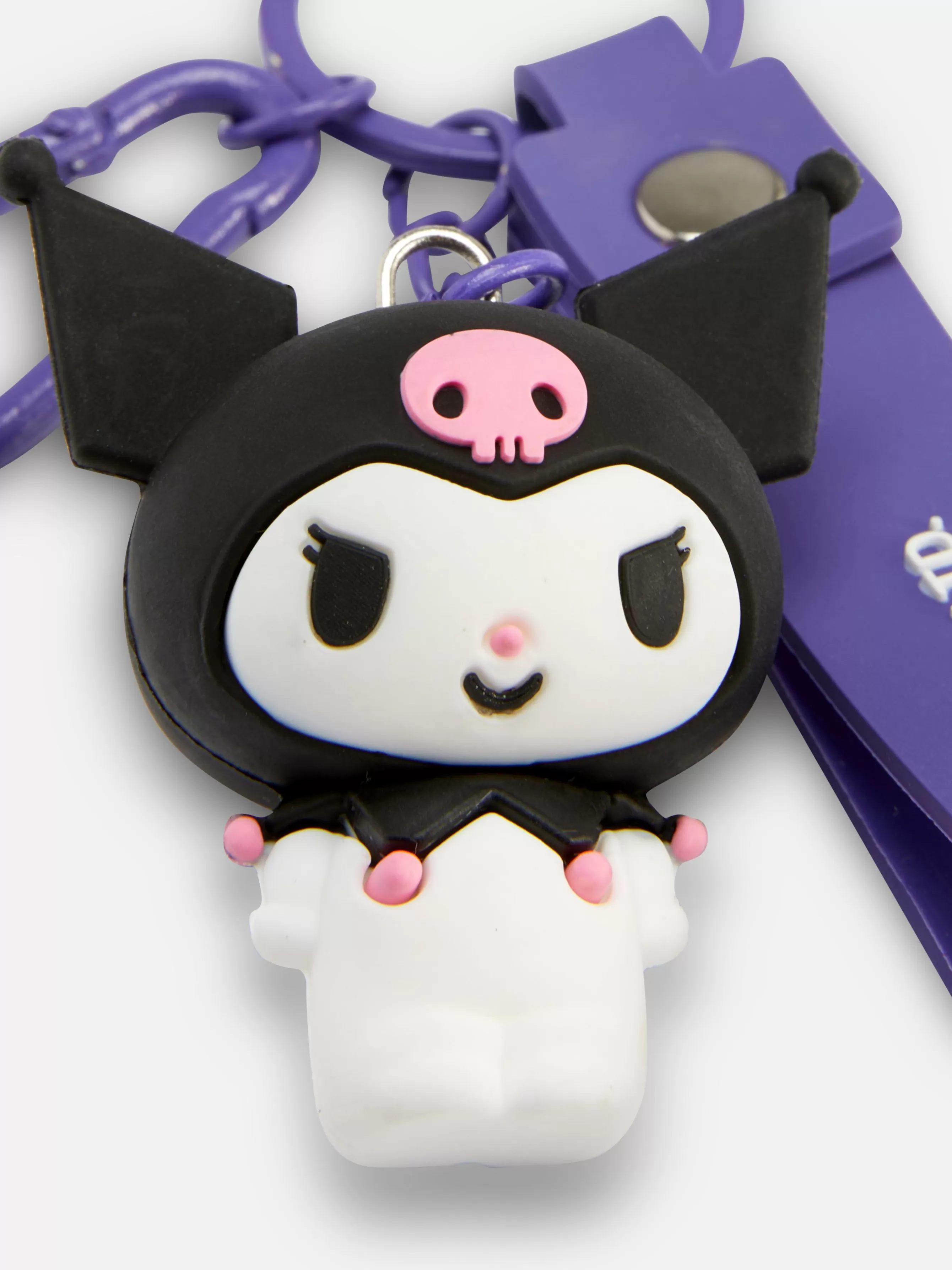 Primark Pendente Viagem Hello Kitty Kuromi